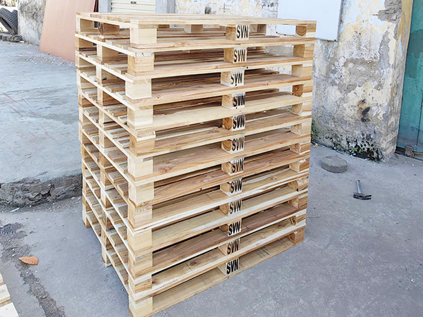 Pallet gỗ	